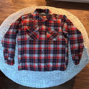 Vintage Women's Pendleton Virgin Wool Red Plaid Flannel Shirt Size Medium USA